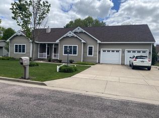 1430 Sherwood Ct, Wisconsin Rapids, WI 54494