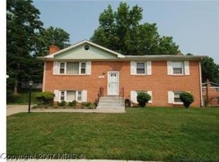 7700 Anny Dr, District Heights, MD 20747