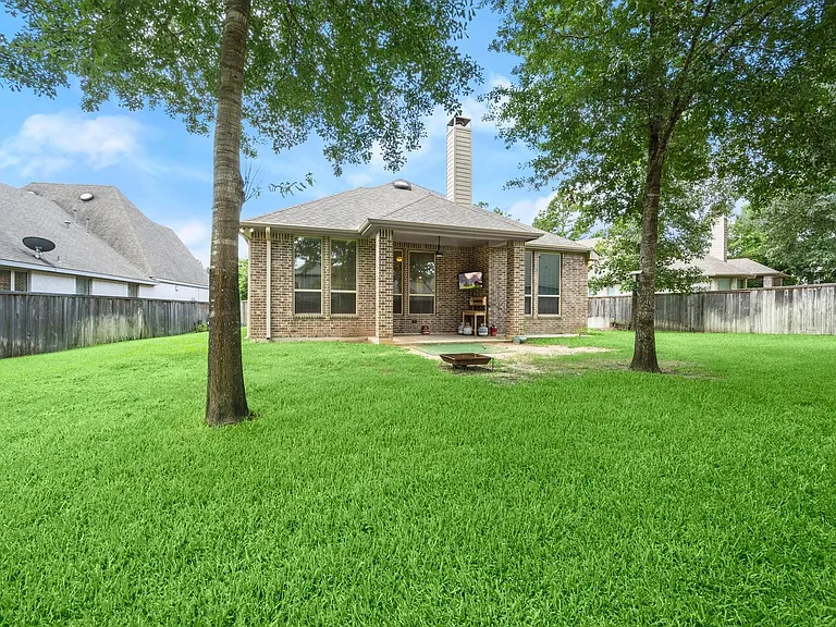 150 Mayfield Dr — Photo 29