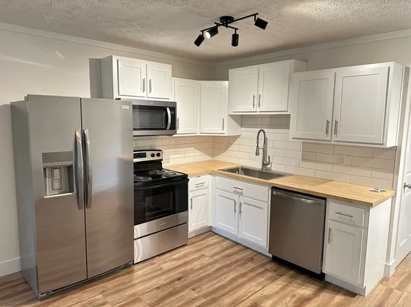 935 Virginia Ln, Hull, GA 30646