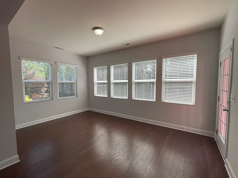 3509 Deborah Dr — Photo 8