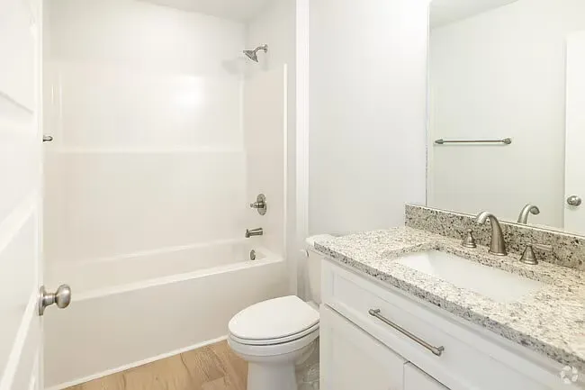 1553 Payne St #1 — Photo 7