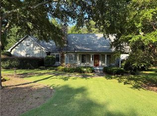 958 Sweet Briar Trl SE, Conyers, GA 30094