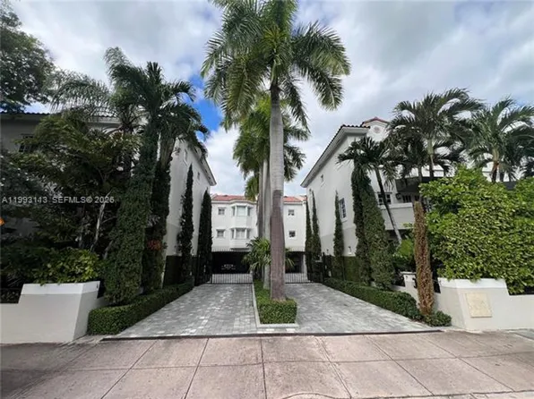 261 Navarre Ave #A-4, Coral Gables, FL 33134