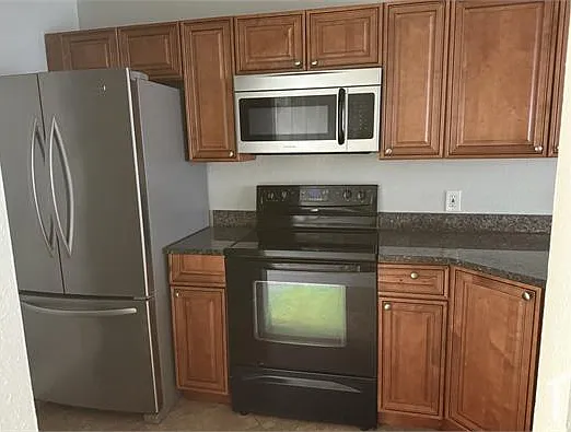 2 bed, 912 sqft, $1,450 — Photo 4