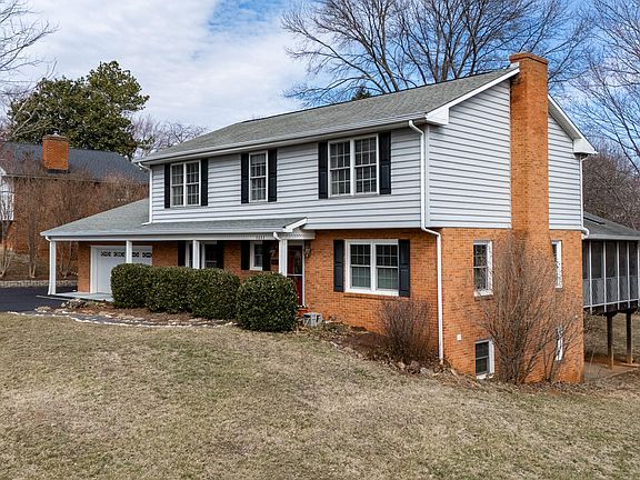 2nd image of 5823 Bighorn Dr