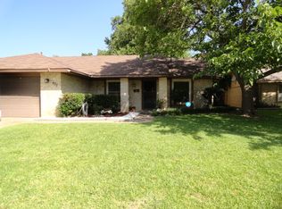 437 Wildbriar Dr, Garland, TX 75043