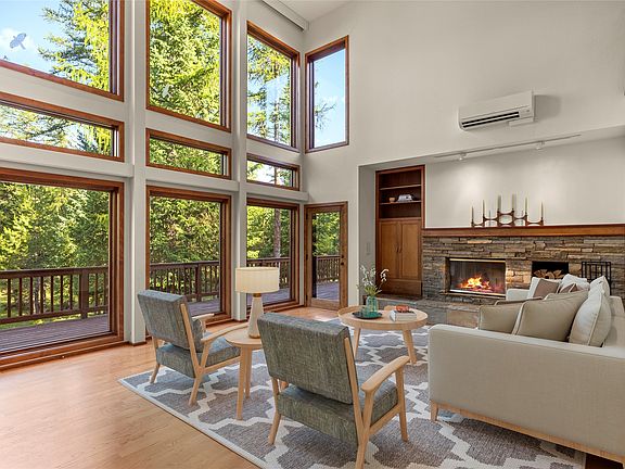 3rd image of 248 Pine Woods Ct