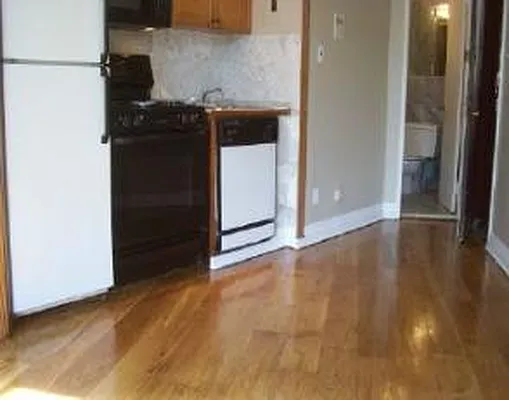 Rented by Adina Realty | media 13