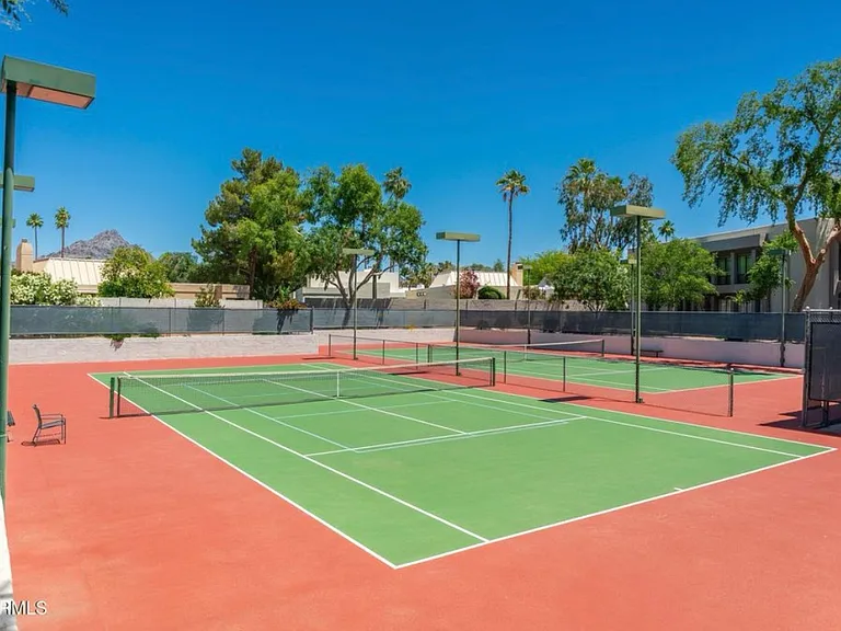 Lighted pickleball and tennis courts