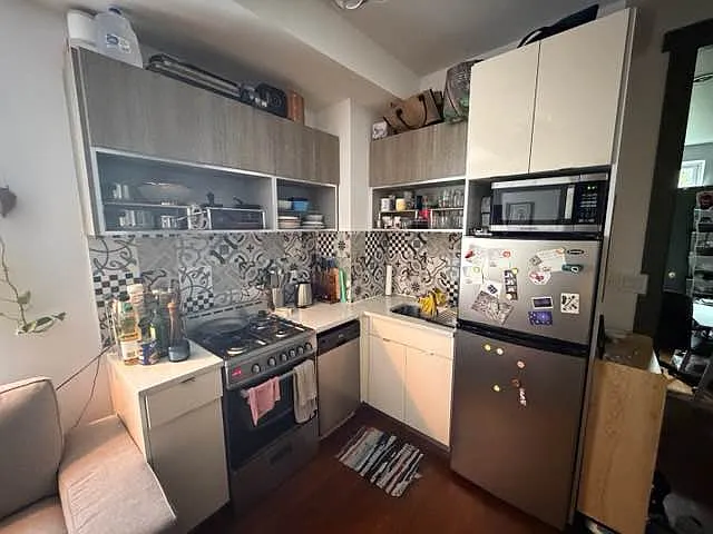 249 Powers St #2R — Photo 5