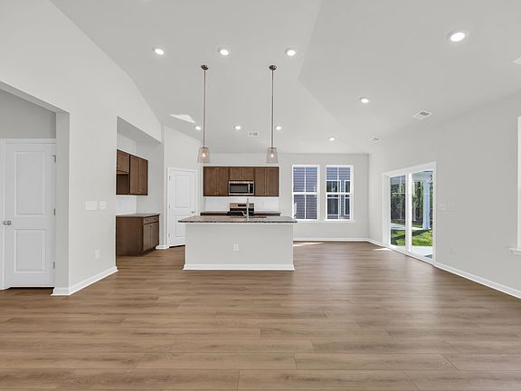 5th image of 764 Sun Colony Blvd.