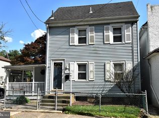 228 W Pearl St, Burlington, NJ 08016