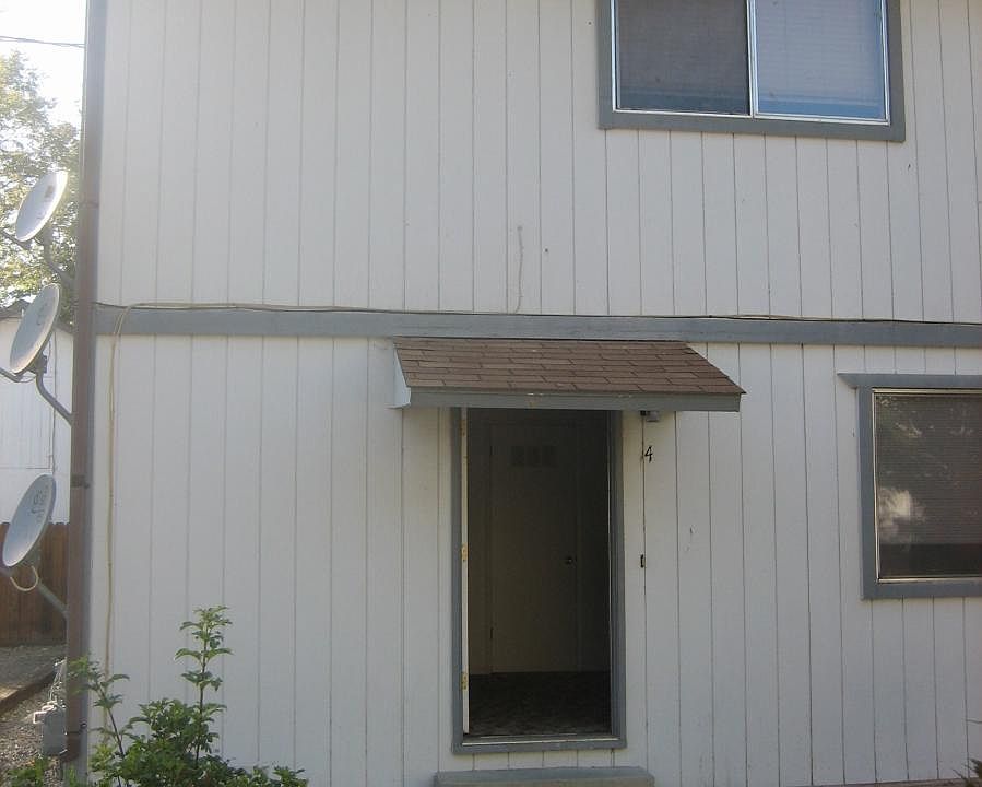 Private Covered Entrance