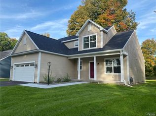 907 Park Dr, Rome, NY 13440