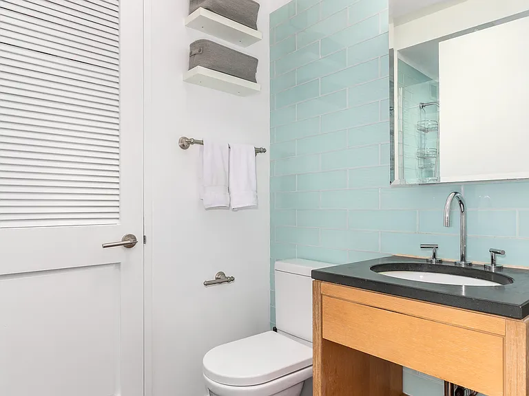 310 W 52nd St #7H — Photo 10
