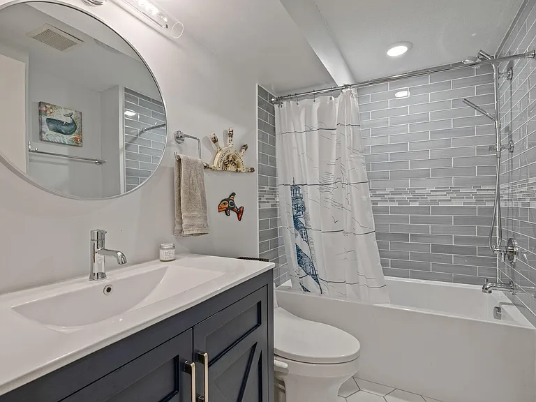 7080 Redwing Ln — Photo 8