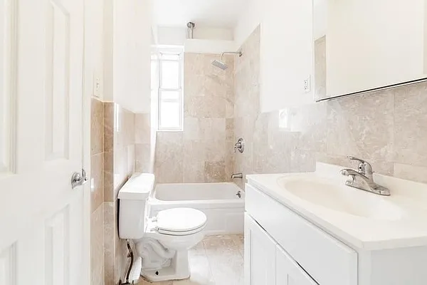 Rented by Compass | media 6