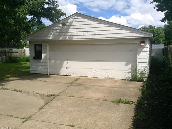 3rd image of 5655 Wallace Blvd