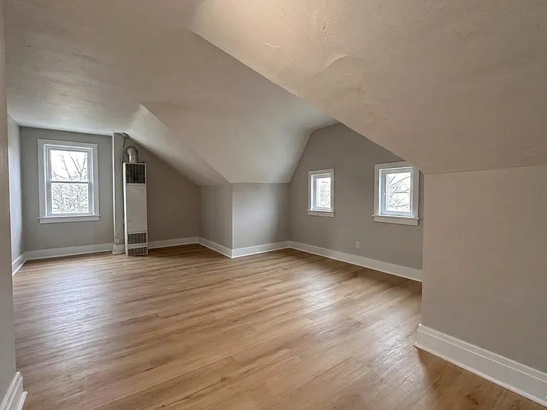 833 Stanton Ave #3 — Photo 2