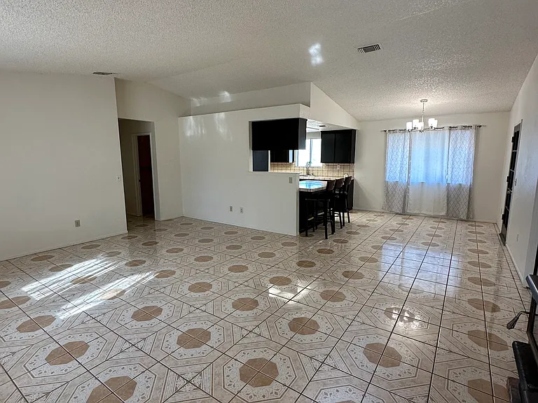16715 Vasquez Ave — Photo 2