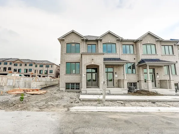 1218 Elizabeth Mackenzie Dr, Pickering, ON L1X 0S3