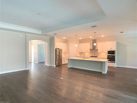 2nd image of 14919 Blue Bay Cir