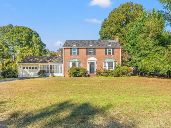 1116 Collingwood Rd, Alexandria, VA 22308