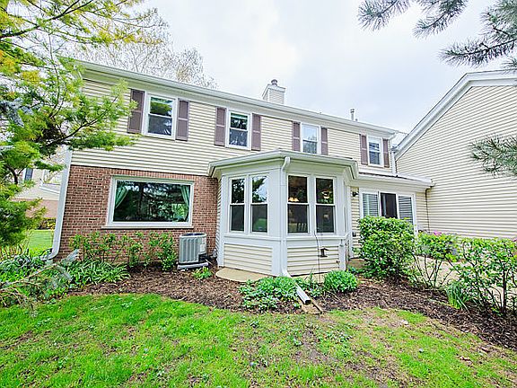 3rd image of 298 Country Club Dr #0