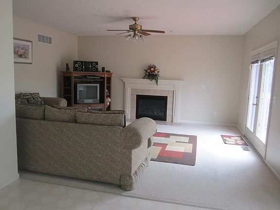 Large and spacious family rm