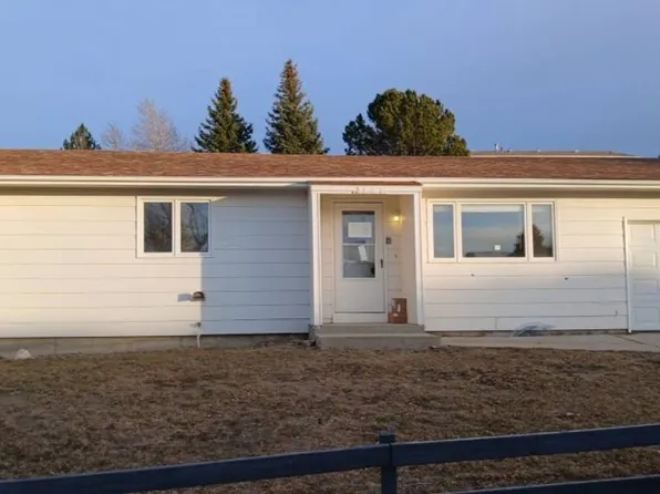 2141 Thorndike Ave, Casper, WY 82601