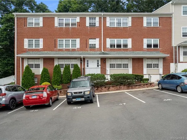 50 Greenhouse Road #57B, Bridgeport, CT 06606