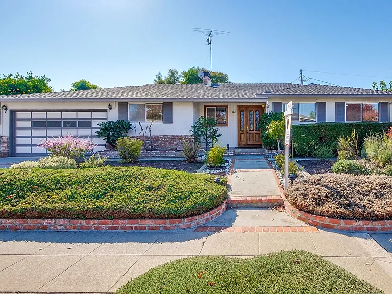 4712 Clarendon Dr — Photo 21