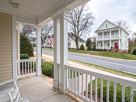 3rd image of 201 Wesleyan Dr