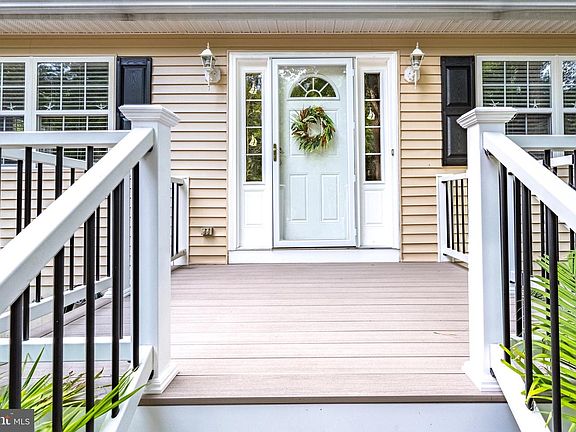 3rd image of 14 Willow Way