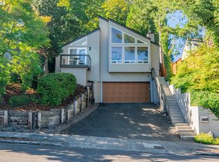 7739 SW 10th Ave, Portland, OR 97219