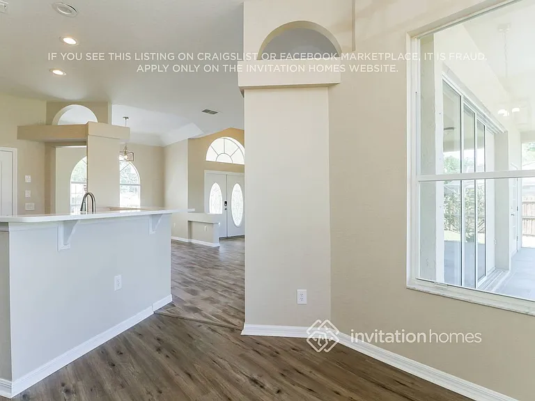 4924 Canterbury Dr — Photo 5