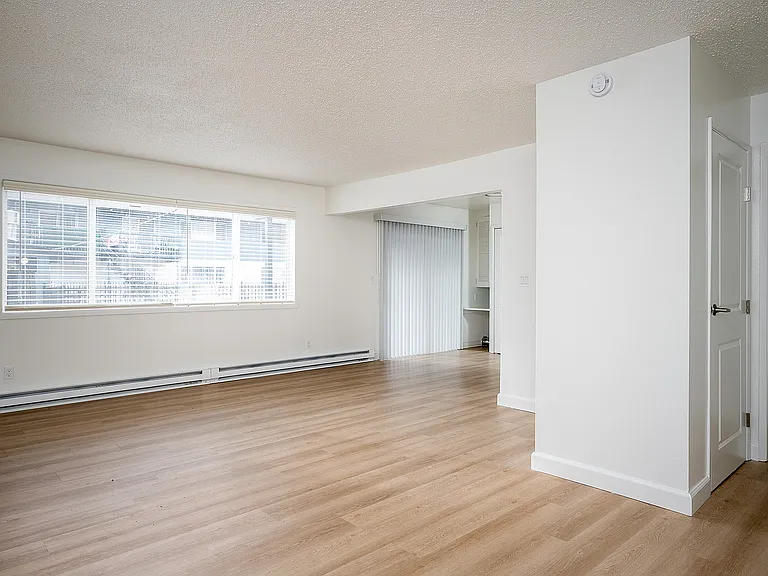 Forty9 Jamieson Apartments — Photo 24