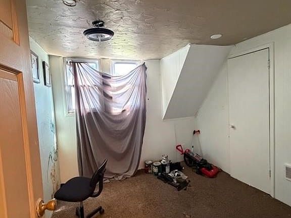 5th image of 197 Sherman St