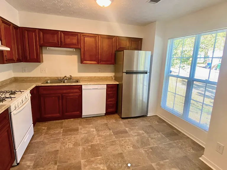 2944 Aspen Woods Entry — Photo 5