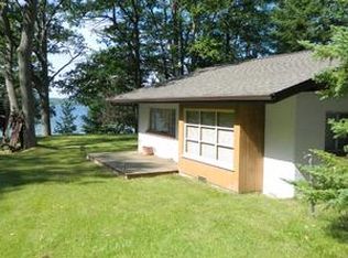 827 Oak St, Hubbard Lake, MI 49747