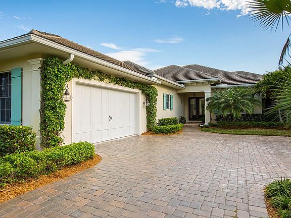 3rd image of 1201 Islander Way