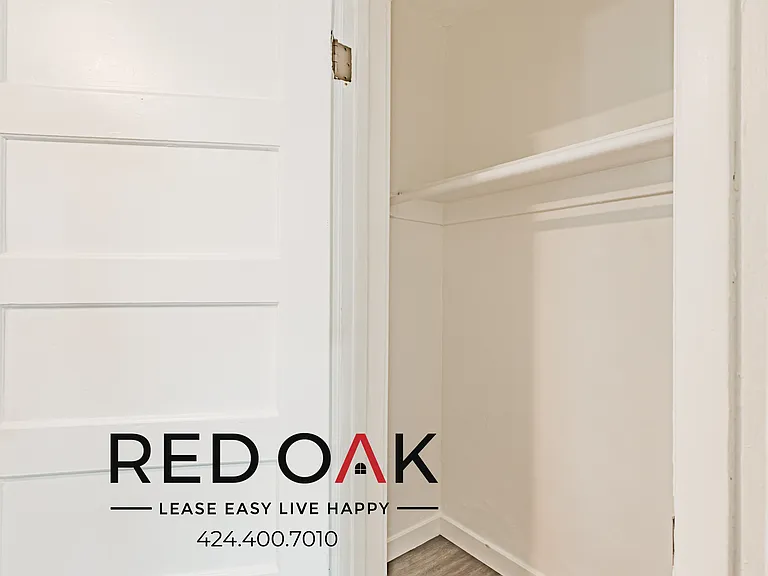 1559 N Hill Ave #8 — Photo 17