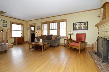 123 E Jefferson Ave photo 1