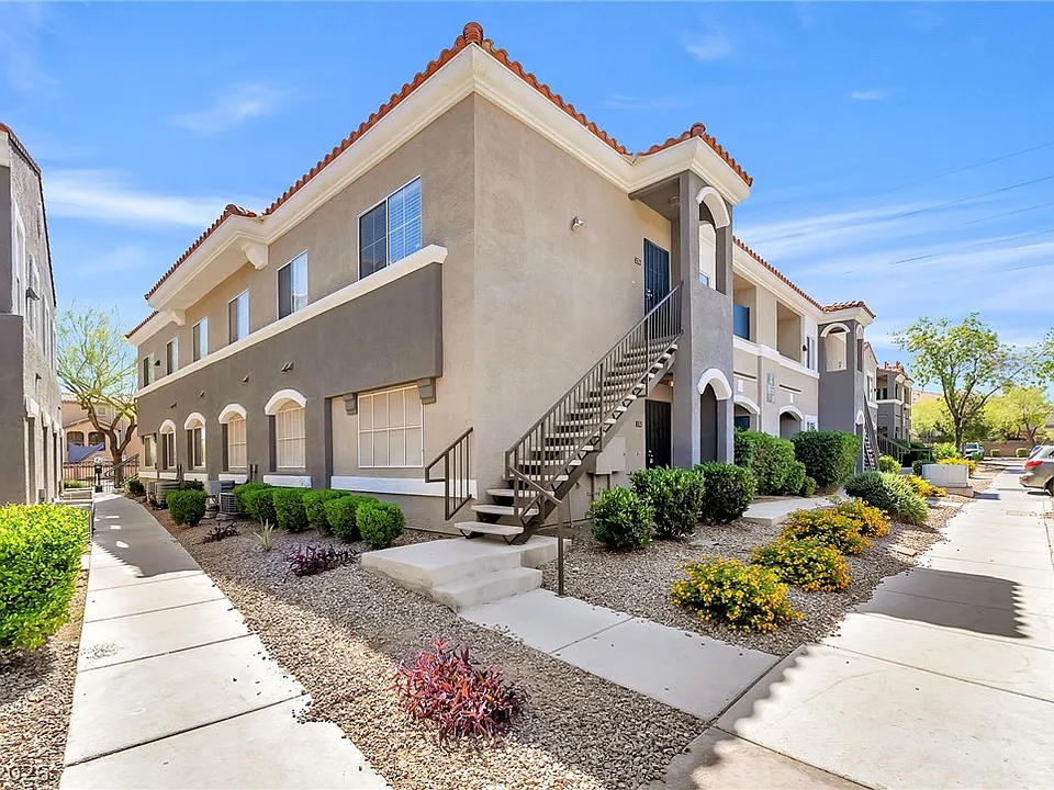 10245 S Maryland Pkwy #176