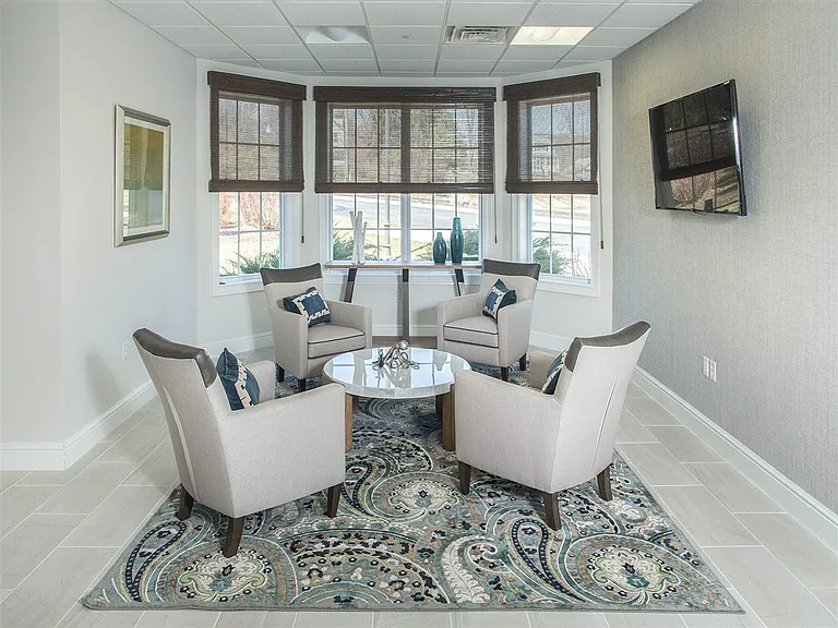 Vineyard Commons — Photo 19