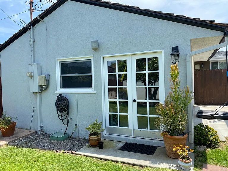 3940 Lewis Ave — Photo 13