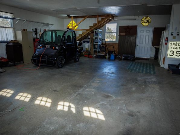 432 E 4th St, Williamsport, IN 47993