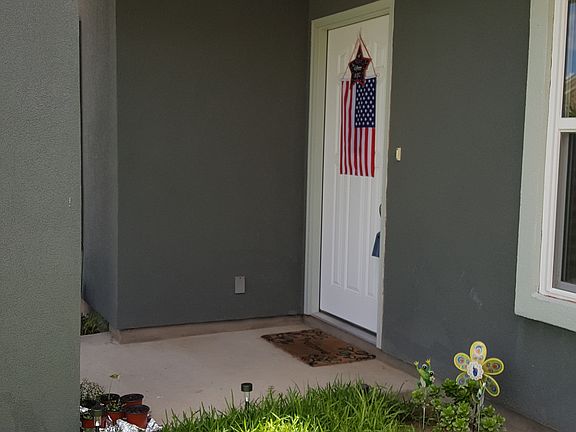 4th image of 4719 Los Laureles Ln