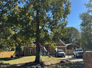 892 Hanalei Pl, Diamondhead, MS 39525